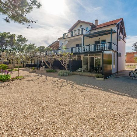 Apartments Villa Agape Vir Kültér fotó