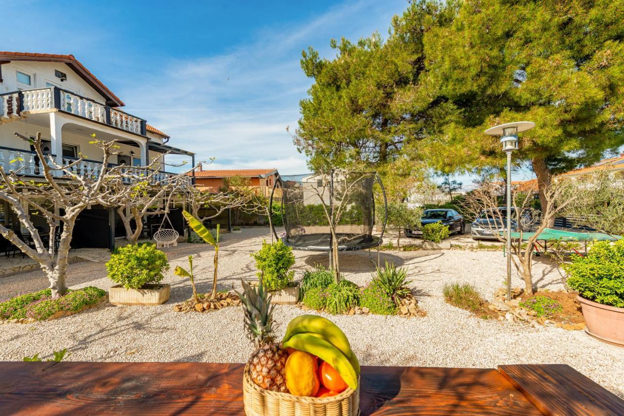 Apartments Villa Agape Vir Kültér fotó