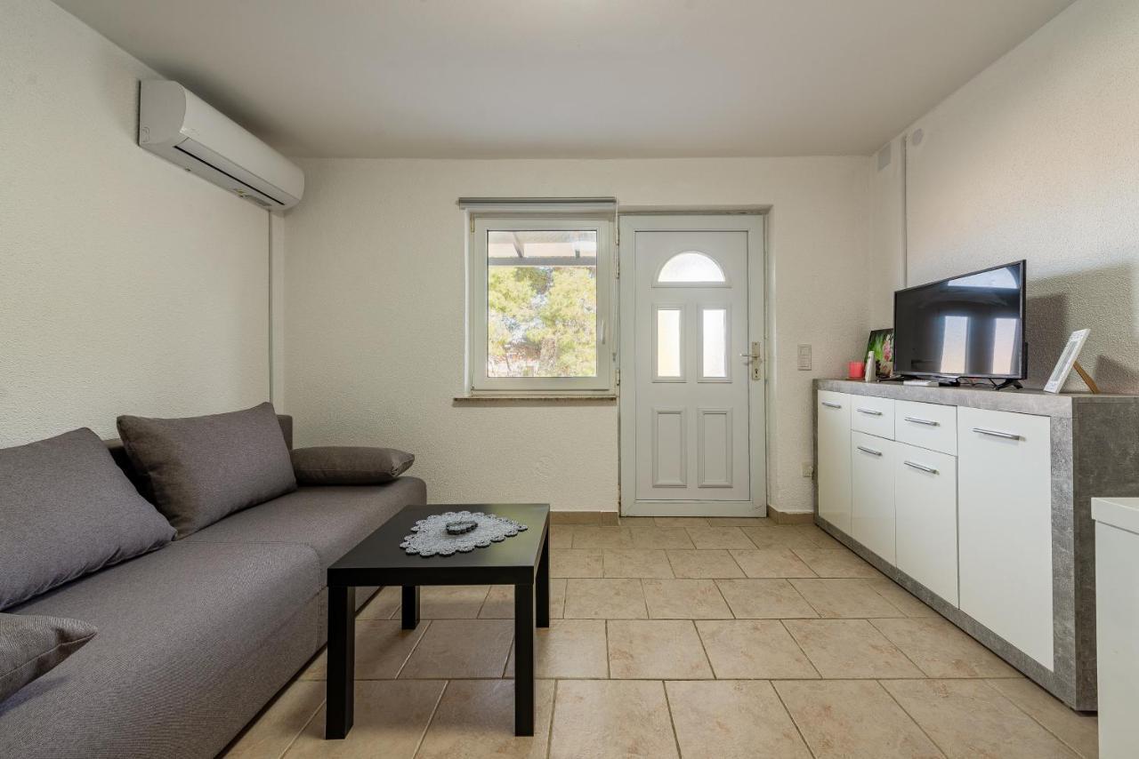 Apartments Villa Agape Vir Kültér fotó