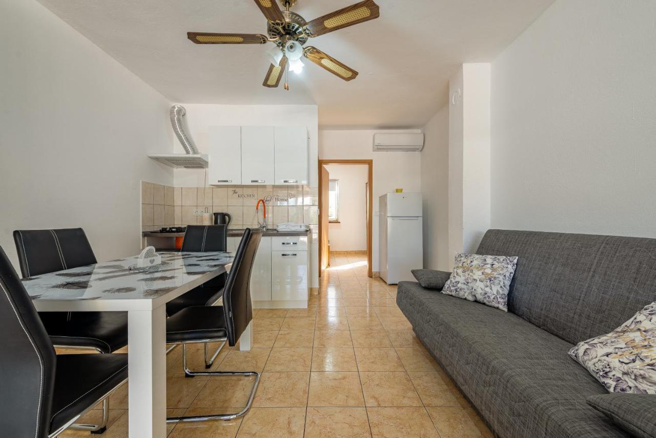 Apartments Villa Agape Vir Kültér fotó