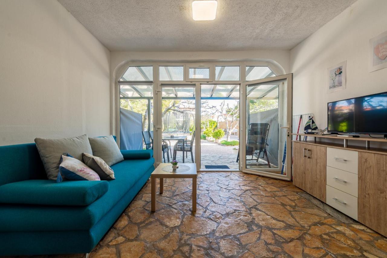 Apartments Villa Agape Vir Kültér fotó