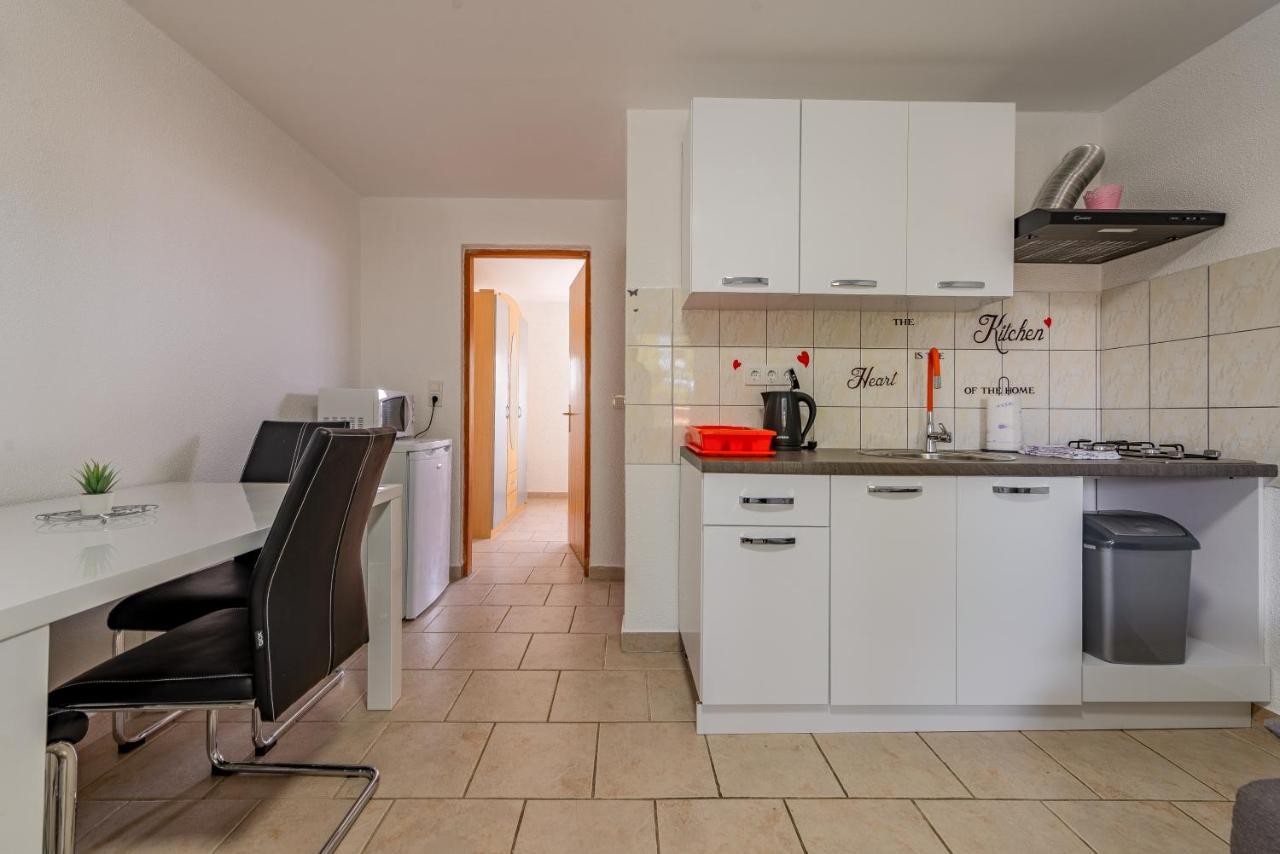 Apartments Villa Agape Vir Kültér fotó